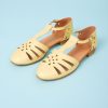 Women Swivells Flat Shoes | Jan-Sandals In Light Yellow Leather